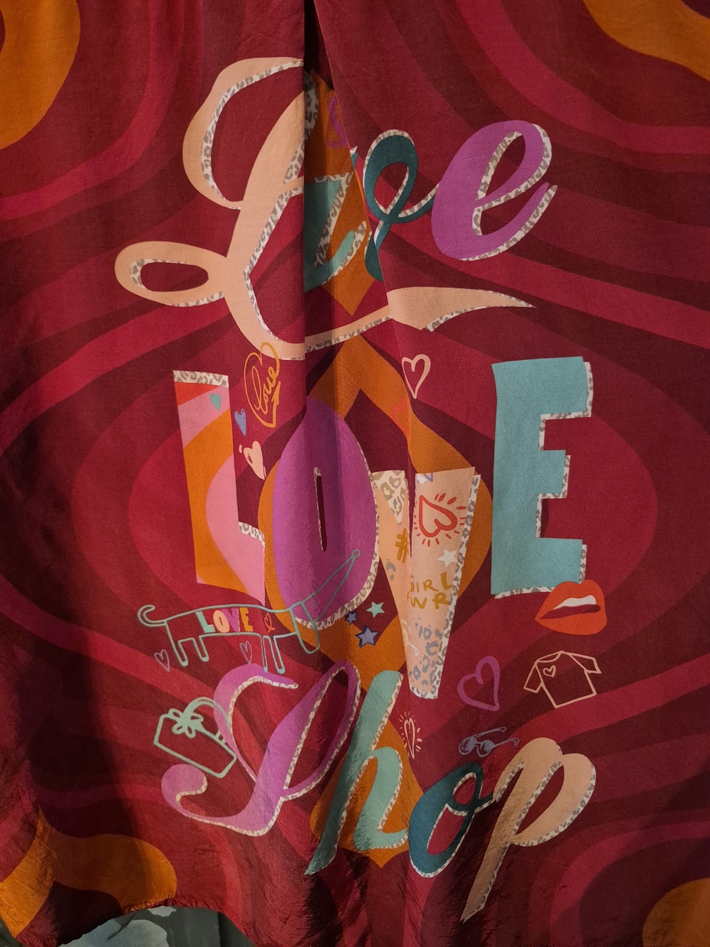 John Mark Multicolor Retro Graphic Button-Up Blouse - Picture 9 of 16